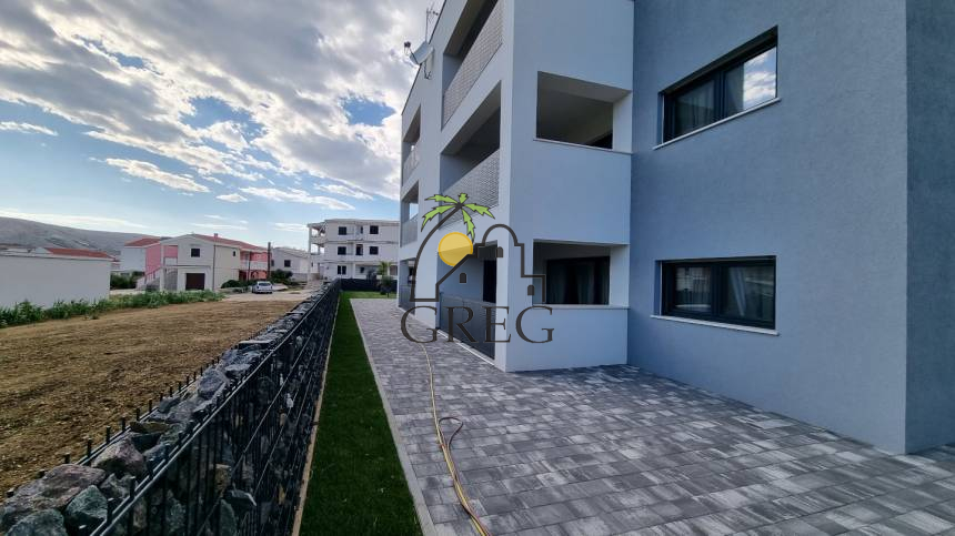 Croatia, Island of Pag, Pag - Apartment, for sale