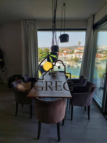Croatia, Middle Dalmatia,  - House, for sale
