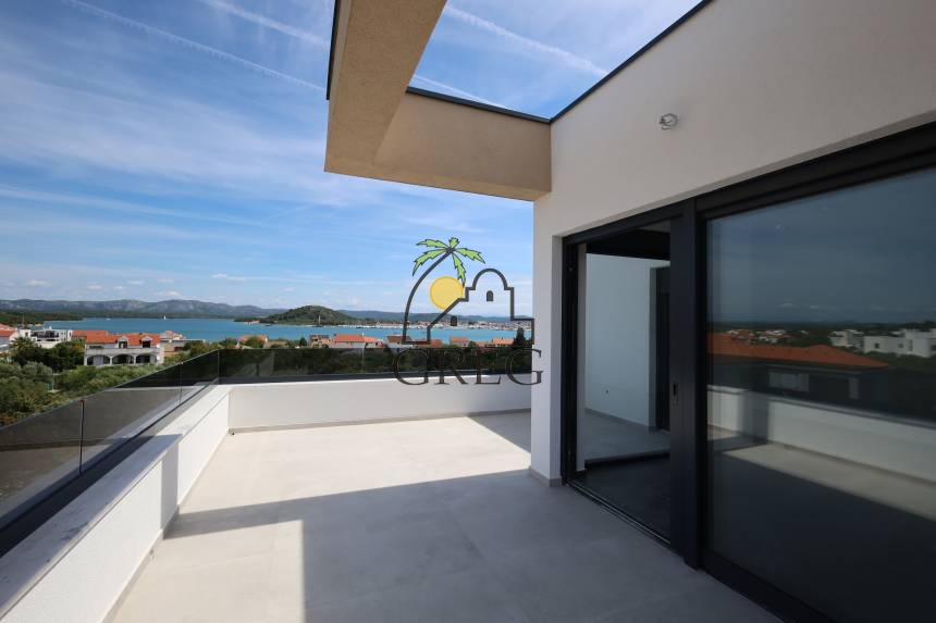 Croatia, Island of Murter,  - Apartment, for sale