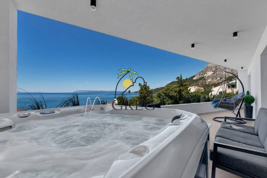 Croatia, Middle Dalmatia, Drašnice - Apartment, for sale