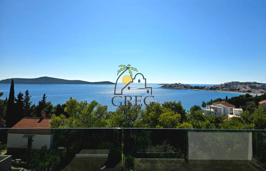 Croatia, Middle Dalmatia,  - Apartment, for sale