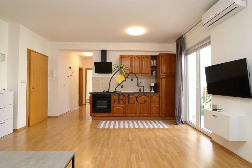 Croatia, North Dalmatia, Srima - Apartment, for sale